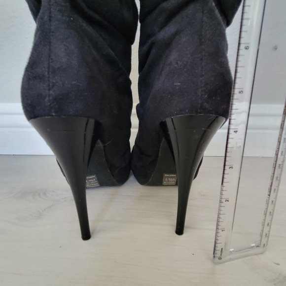 Heeled Boots Size 7 Black Suede - Picture 6 of 8